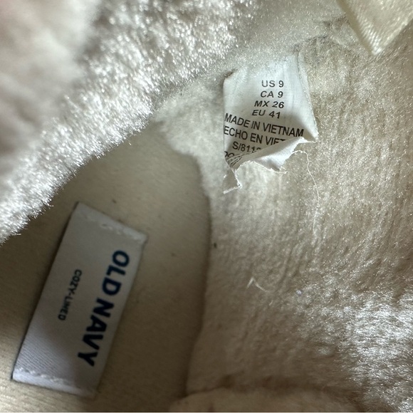 Old Navy Women’s Faux Suede Sherpa-Lined Slippers Boots In Hot Pink, Size 9 - Picture 4 of 4